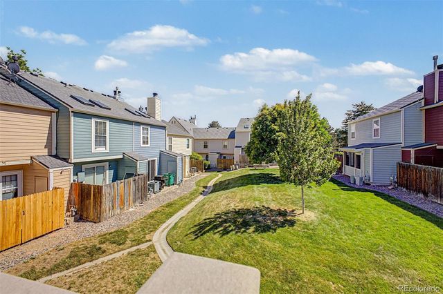 6708 S Holland Way, Littleton, CO 80128