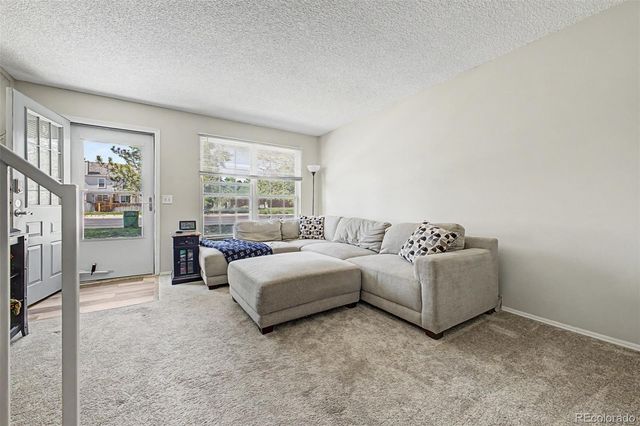 6708 S Holland Way, Littleton, CO 80128