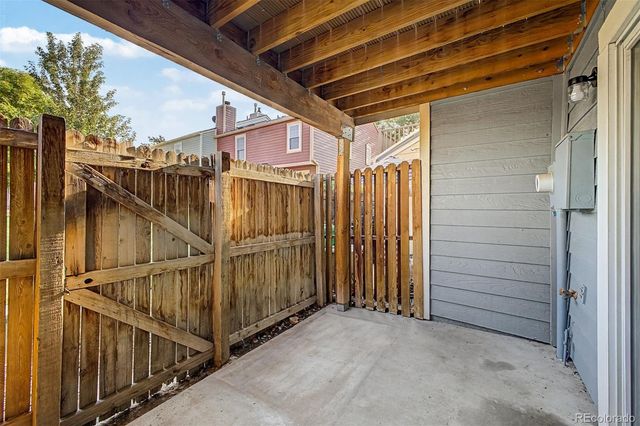 6708 S Holland Way, Littleton, CO 80128