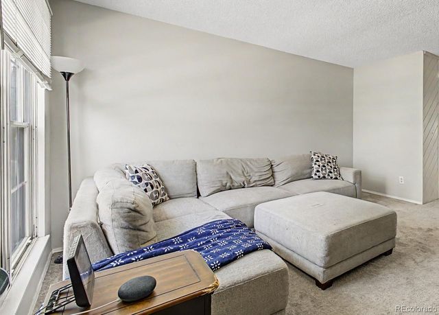 6708 S Holland Way, Littleton, CO 80128