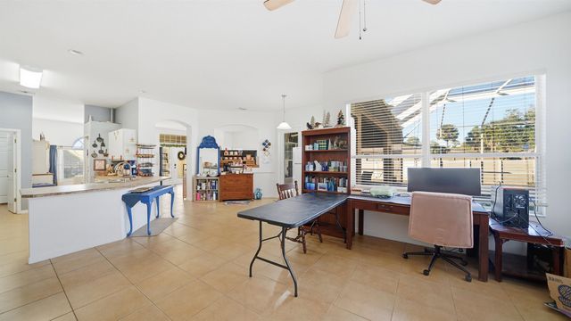 25 Radford Ln, Palm Coast, FL 32164