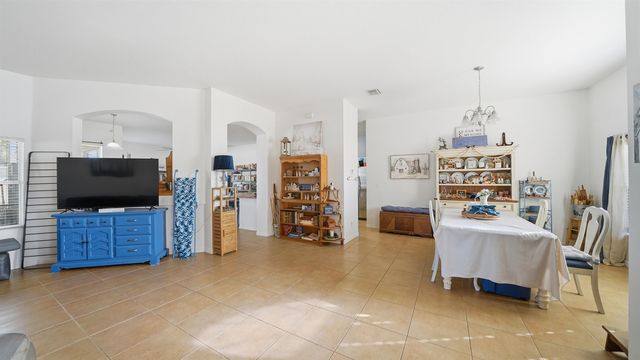 25 Radford Ln, Palm Coast, FL 32164