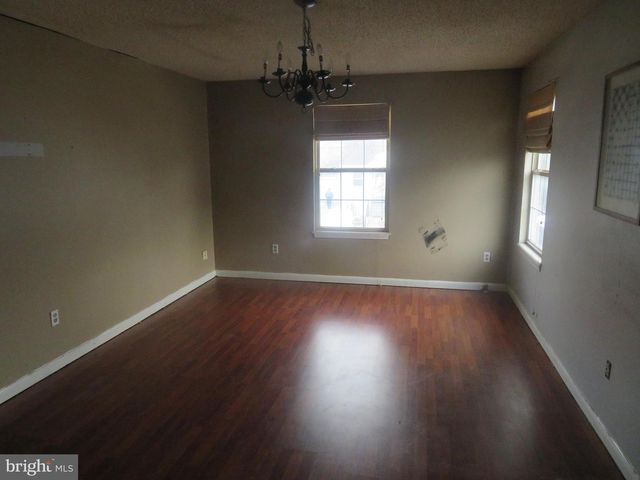 117 SIXTH, Mount Ephraim, NJ 08059