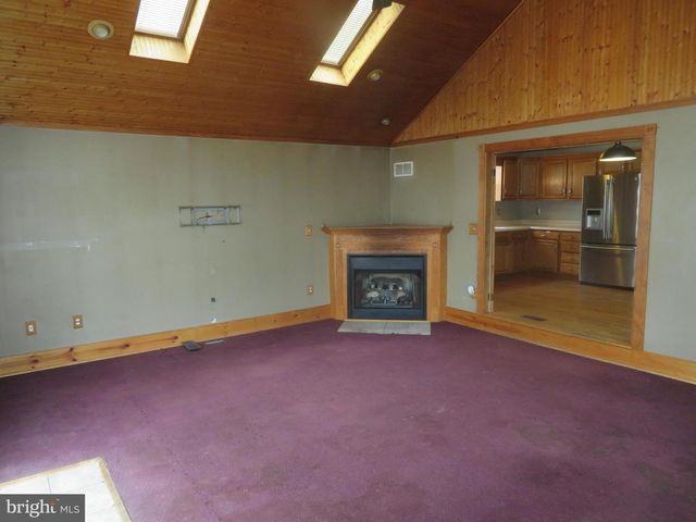 117 6TH AVE, Mount Ephraim, NJ 08059