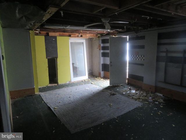 117 6TH AVE, Mount Ephraim, NJ 08059