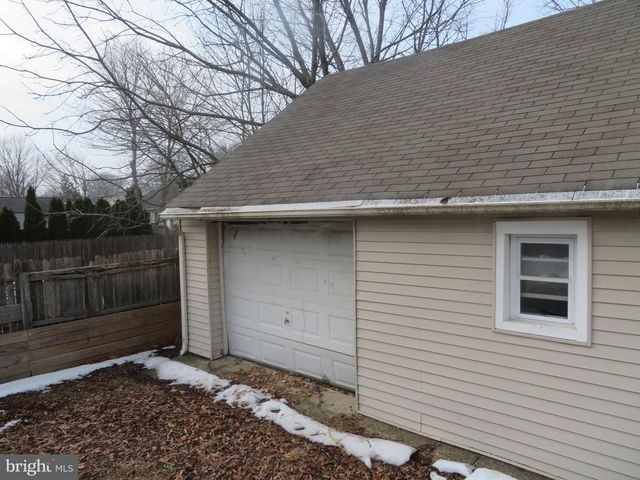 117 SIXTH, Mount Ephraim, NJ 08059