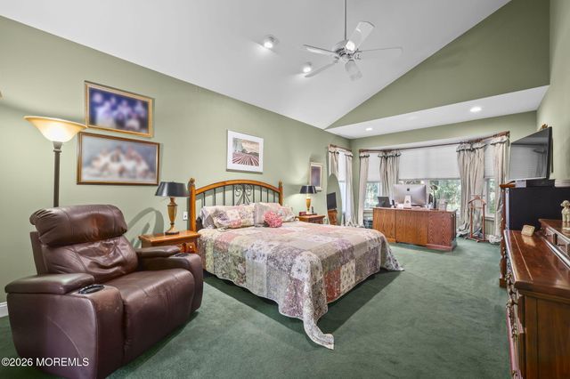 23 W Parsonage Way, Manalapan, NJ 07726