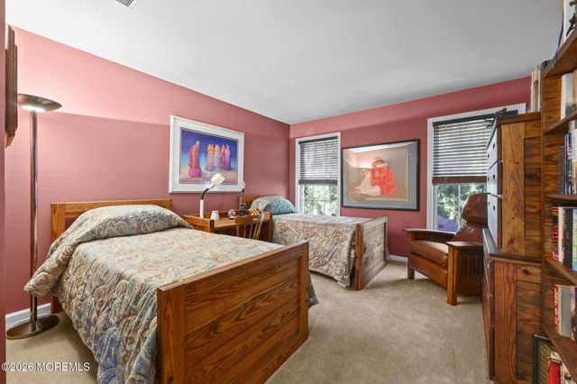 23 W Parsonage Way, Manalapan, NJ 07726