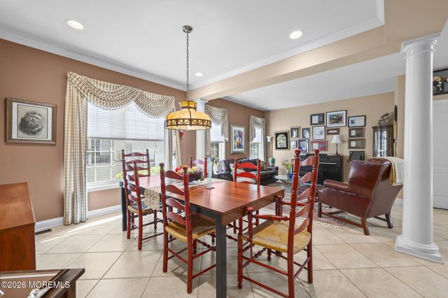 23 W Parsonage Way, Manalapan, NJ 07726