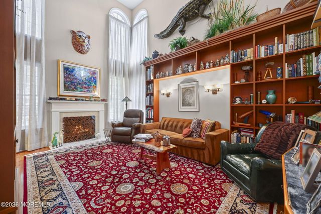 23 W Parsonage Way, Manalapan, NJ 07726