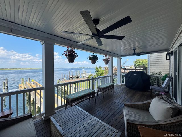 839 W Park Avenue, Long Beach, NY 11561