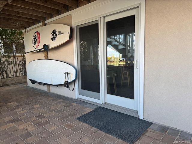 839 W Park Avenue, Long Beach, NY 11561