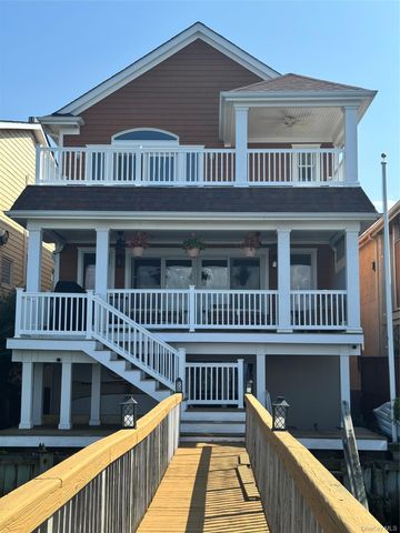839 W Park Avenue, Long Beach, NY 11561