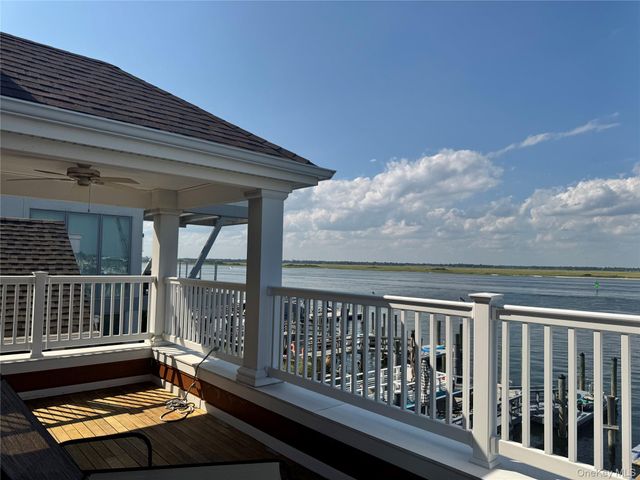 839 W Park Avenue, Long Beach, NY 11561