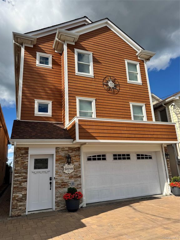 839 W Park Avenue, Long Beach, NY 11561 — exterior
