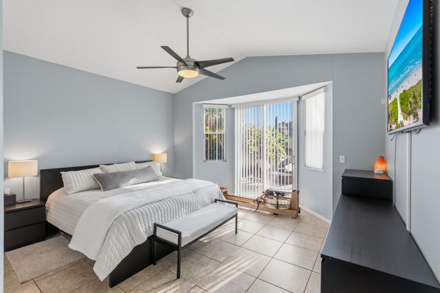 3222 NW 22nd Avenue, Oakland Park, FL 33309