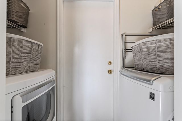 3222 NW 22nd Avenue, Oakland Park, FL 33309