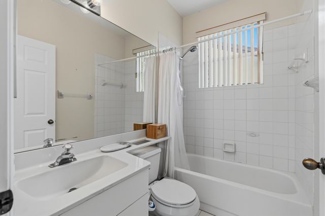 3222 NW 22nd Avenue, Oakland Park, FL 33309