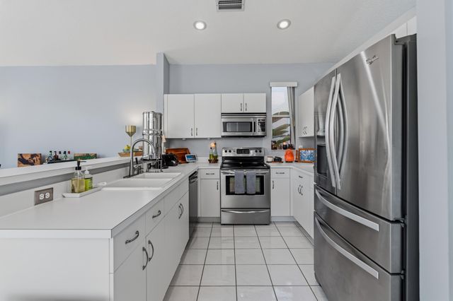 3222 NW 22nd Avenue, Oakland Park, FL 33309