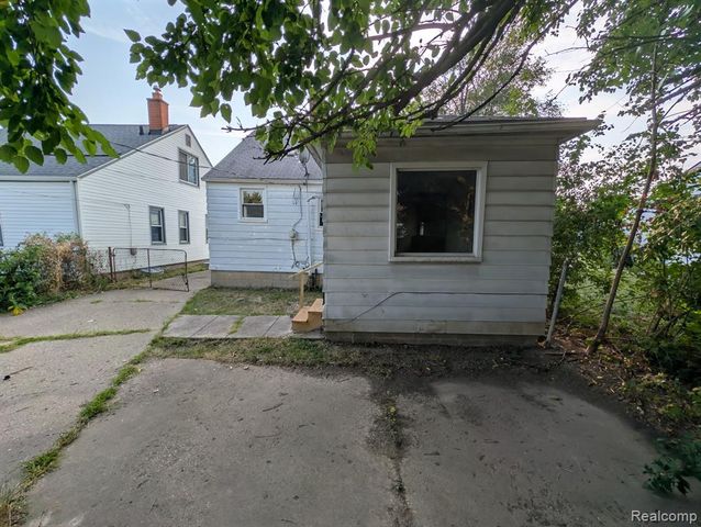 8838 Burt Road, Detroit, MI 48228