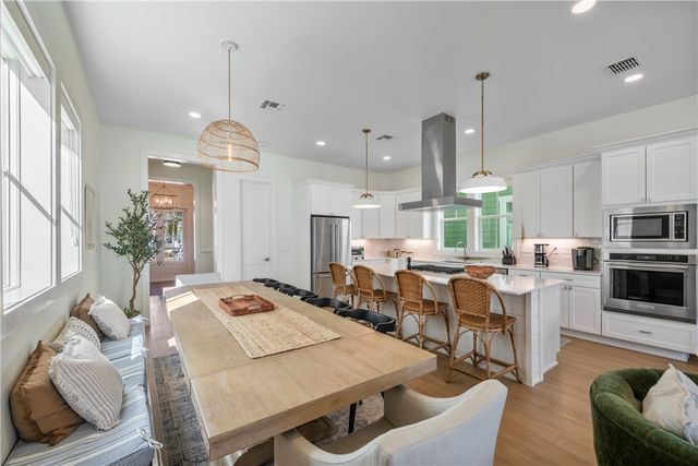 309 South Shore Dr, Port Aransas, TX 78373