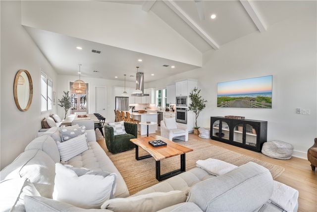 309 South Shore Dr, Port Aransas, TX 78373