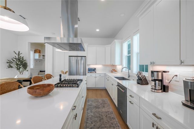 309 South Shore Dr, Port Aransas, TX 78373