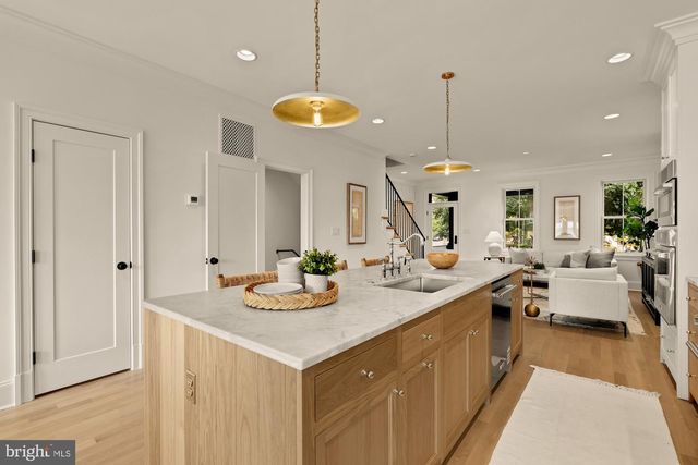 4830 8TH ST NW, Washington, DC 20011