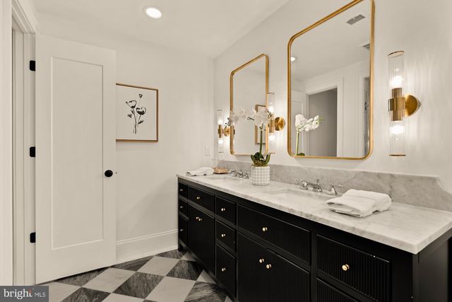 4830 8TH ST NW, Washington, DC 20011