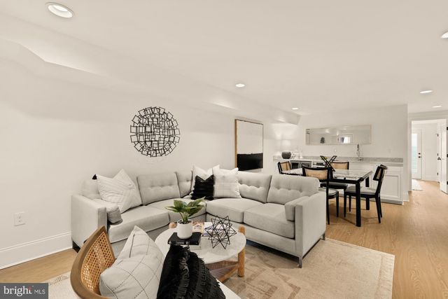 4830 8TH ST NW, Washington, DC 20011