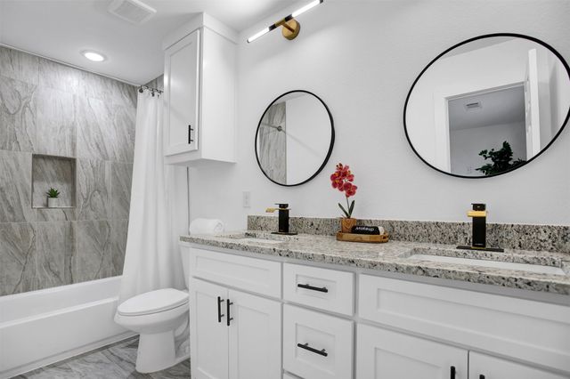 4005 Simonds Street, Greenville, TX 75401