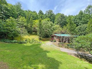 833 Sprinkle Branch Road, Marshall, NC 28753
