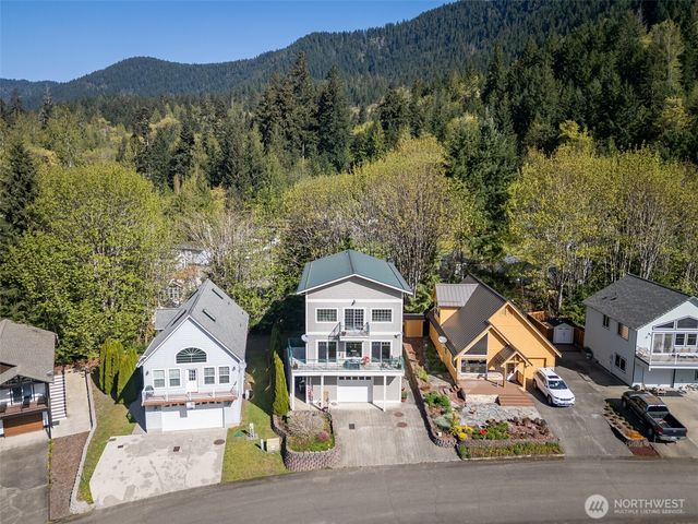 491 Maple Grove Road, Port Angeles, WA 98363