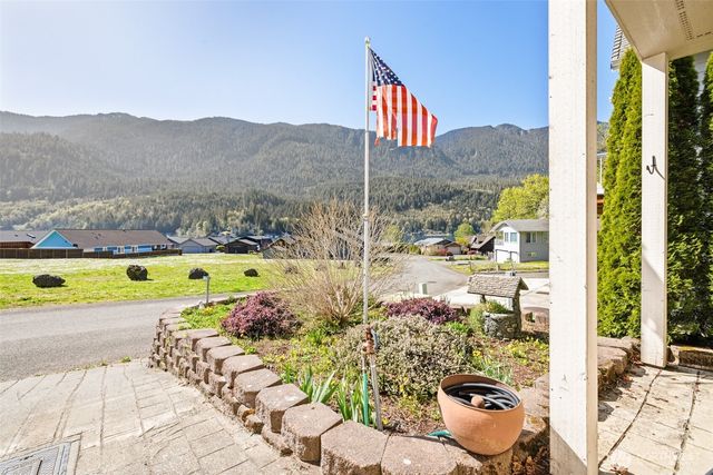 491 Maple Grove Road, Port Angeles, WA 98363
