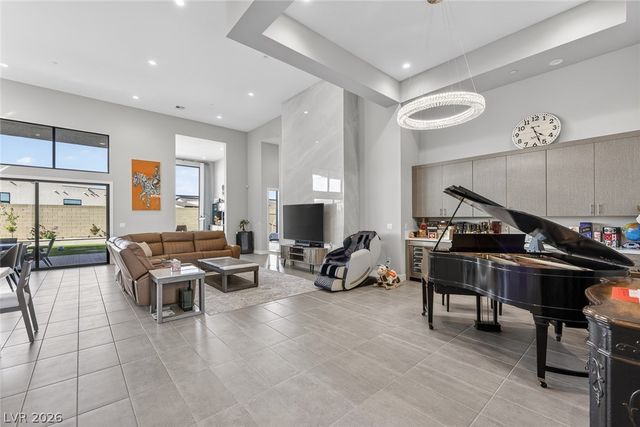 10766 Agate Cliffs Avenue, Las Vegas, NV 89135