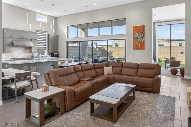 10766 Agate Cliffs Avenue, Las Vegas, NV 89135
