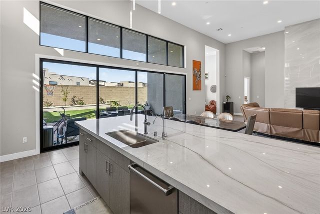 10766 Agate Cliffs Avenue, Las Vegas, NV 89135