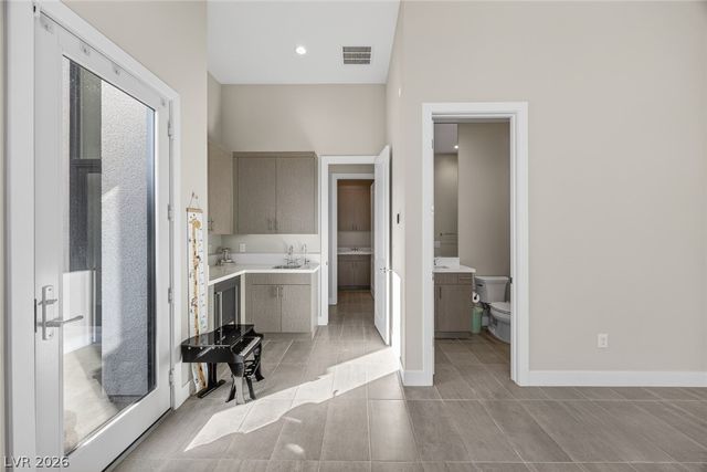 10766 Agate Cliffs Avenue, Las Vegas, NV 89135