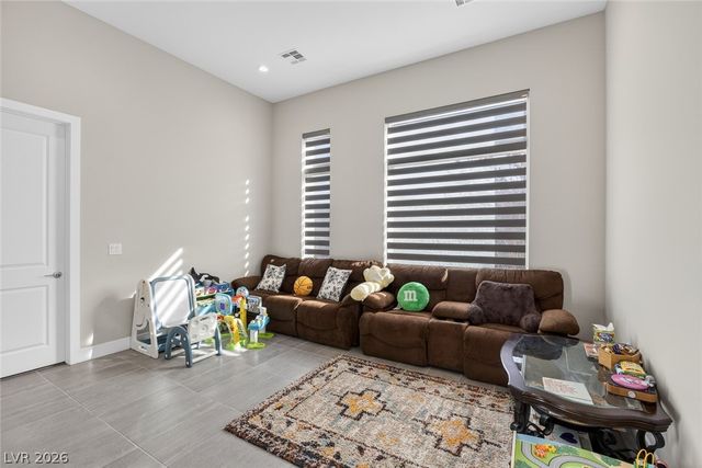 10766 Agate Cliffs Avenue, Las Vegas, NV 89135