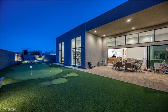 10766 Agate Cliffs Avenue, Las Vegas, NV 89135