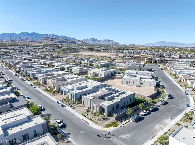10766 Agate Cliffs Avenue, Las Vegas, NV 89135