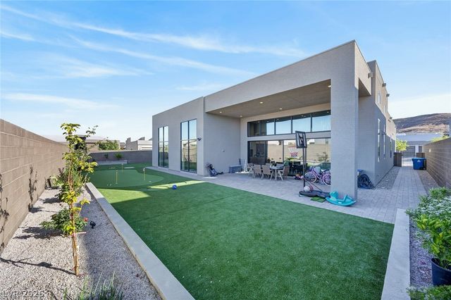 10766 Agate Cliffs Avenue, Las Vegas, NV 89135