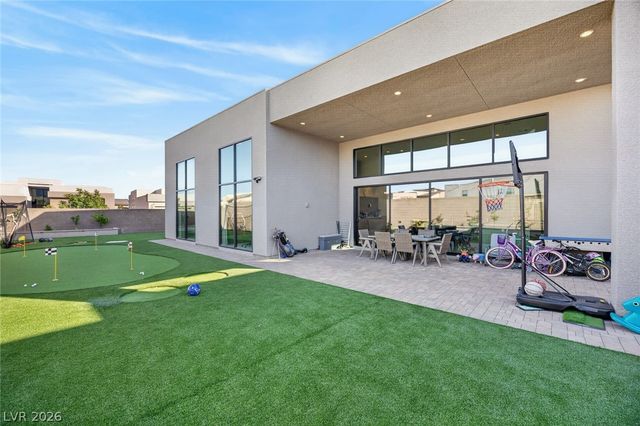 10766 Agate Cliffs Avenue, Las Vegas, NV 89135