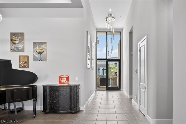 10766 Agate Cliffs Avenue, Las Vegas, NV 89135