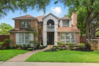 352 Cedar Crest Drive, Coppell, TX 75019