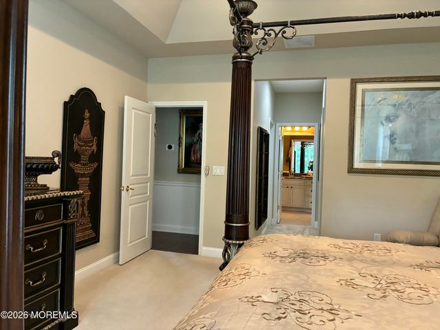 172 Wintergreen Drive, Manalapan, NJ 07726