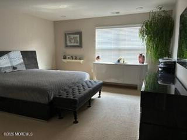 172 Wintergreen Drive, Manalapan, NJ 07726
