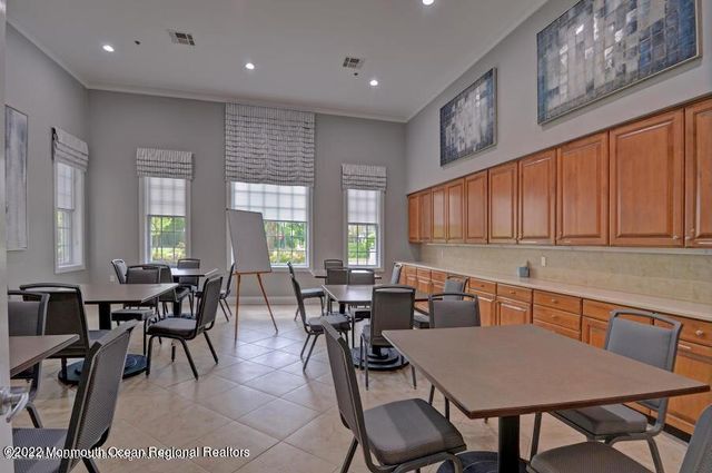 172 Wintergreen Drive, Manalapan, NJ 07726