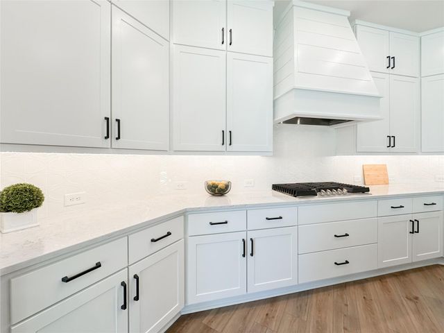 1015 Windy Creek Path, Conroe, TX 77304