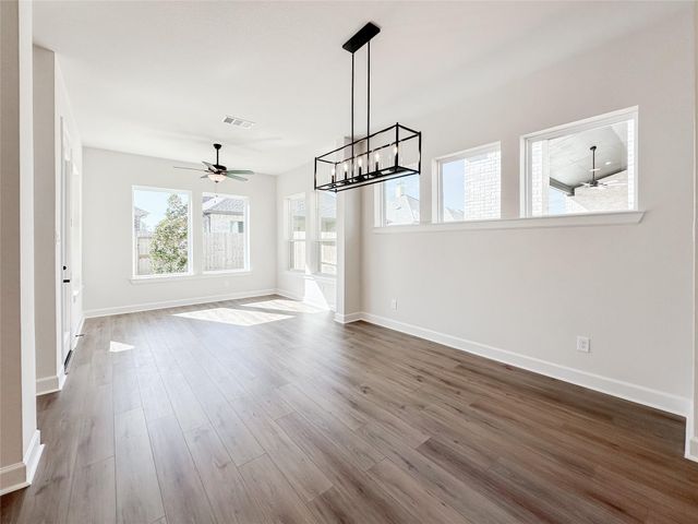 1015 Windy Creek Path, Conroe, TX 77304